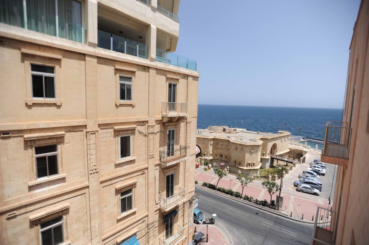 Astra Hotel Sliema Eksteriør bilde